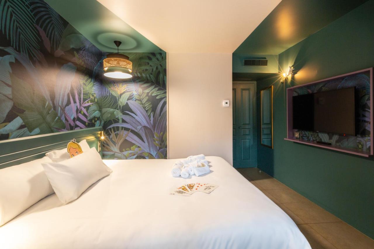 Hotel Grand Confort Le Moulin Rouge Terrasson Buitenkant foto