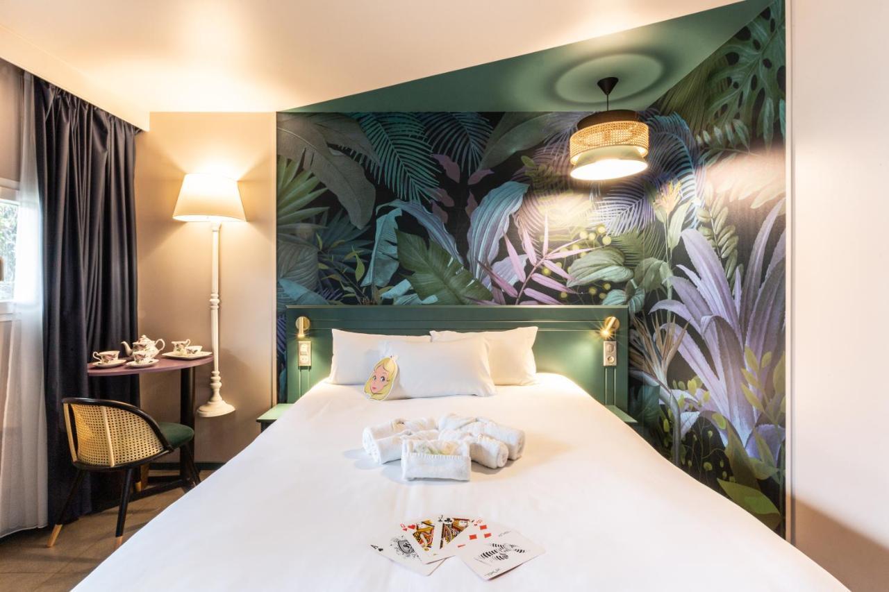 Hotel Grand Confort Le Moulin Rouge Terrasson Buitenkant foto