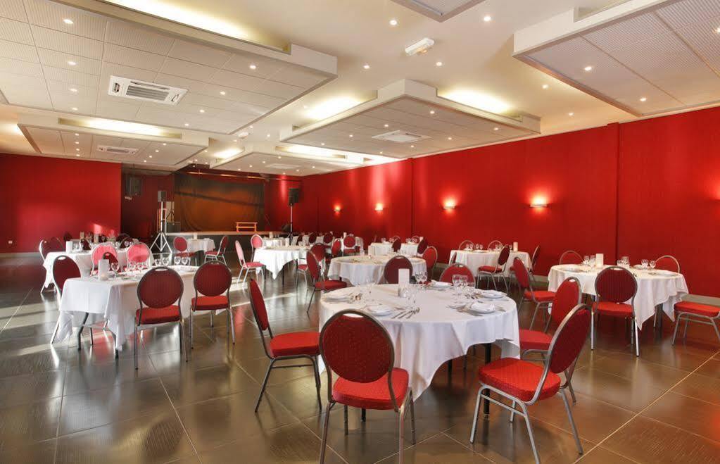 Hotel Grand Confort Le Moulin Rouge Terrasson Buitenkant foto