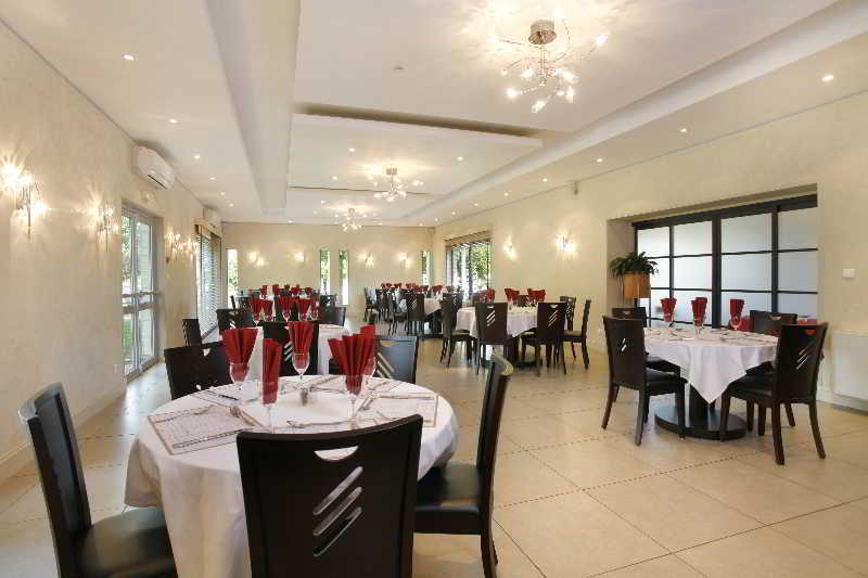 Hotel Grand Confort Le Moulin Rouge Terrasson Buitenkant foto