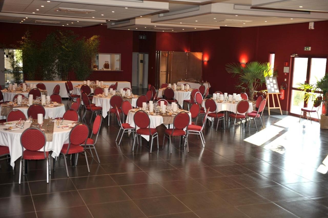 Hotel Grand Confort Le Moulin Rouge Terrasson Buitenkant foto